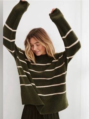 Aerie Unreal Forest Green and Cream Striped Crew Neck Oversized Sweater